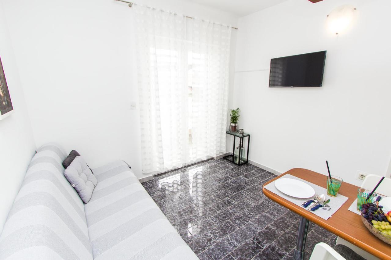 וודיצה Apartmani Sanja מראה חיצוני תמונה